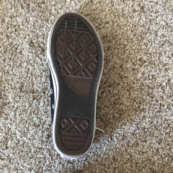 Converse - Picture 3 of 5